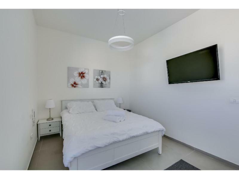 Luxury 2Bedroom Brand New Apt Carlton Hotel Тель-Авив Экстерьер фото